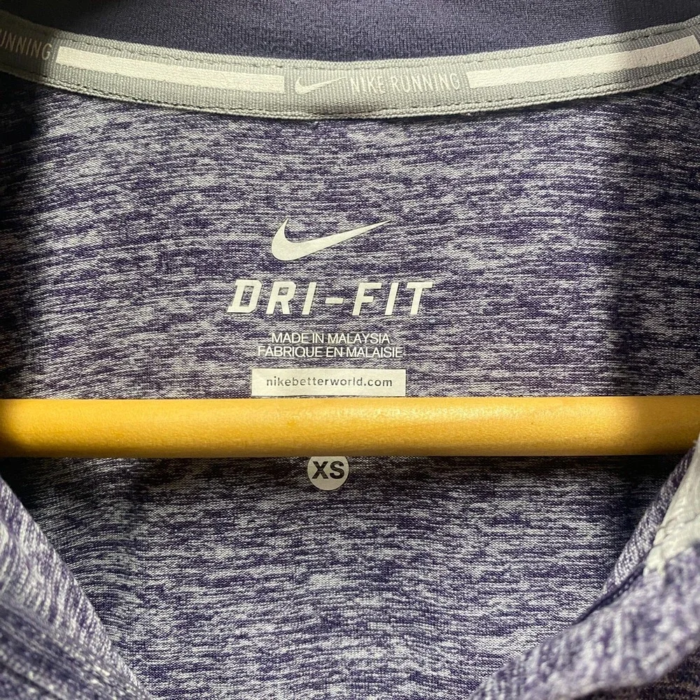 Nike Dri-Fit Element 1/4 Zip Running Top Womens XS Purple Pullover 686963-551